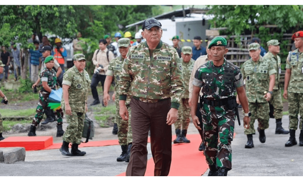 Menhan Tinjau Kesiapan Yonif TP 875/SYP di NTB, Tegaskan Peran Prajurit untuk Rakyat dan NKRI