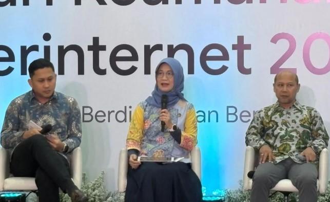 Pemerintah Dampingi Keluarga Kurangi Waktu Layar Anak Lewat Program Asta Mantra Keluarga