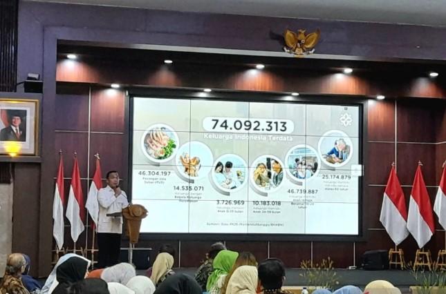 Mendukbangga Wihaji Mengajak Keluarga Mengurus Sampah untuk Menguatkan Gerakan ASRI