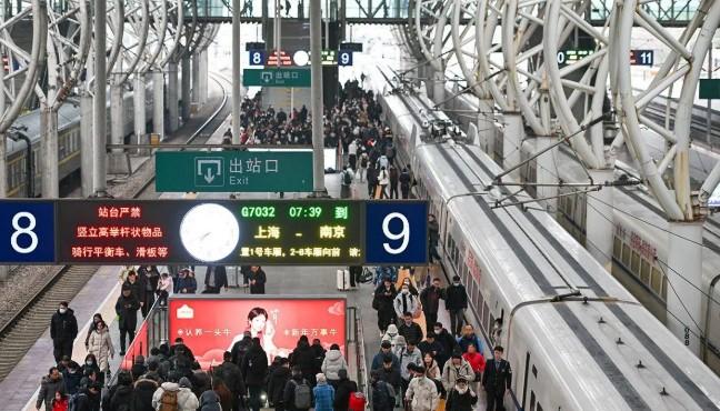 Tren “Mudik Terbalik” Makin Populer di China saat Imlek 2026, Penjualan Tiket Pesawat Naik 84 Persen