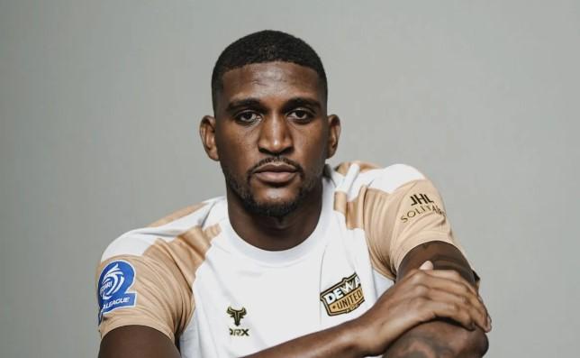 Dewa United Resmi Merekrut Damion Lowe untuk Perkuat Lini Pertahanan Musim Ini