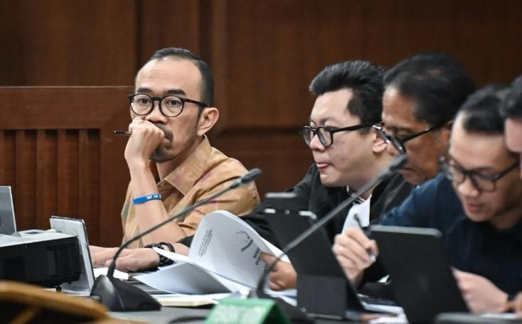 Mantan Dirut Pertamina Patra Niaga Dituntut 14 Tahun Penjara dan Denda Miliaran Rupiah Kasus Korupsi BBM