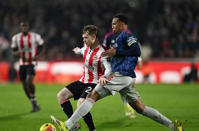 Arsenal Ditahan Brentford 1-1, Keunggulan atas Manchester City Terpangkas