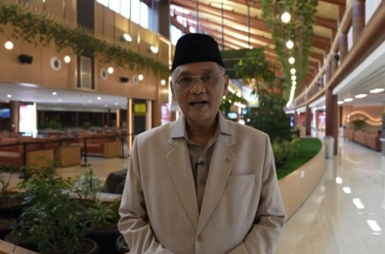 Menteri Haji dan Umrah Mochamad Irfan Yusuf Bertolak ke Arab Saudi Tinjau Kesiapan Layanan Haji 2026 dan Hadiri Forum Umrah