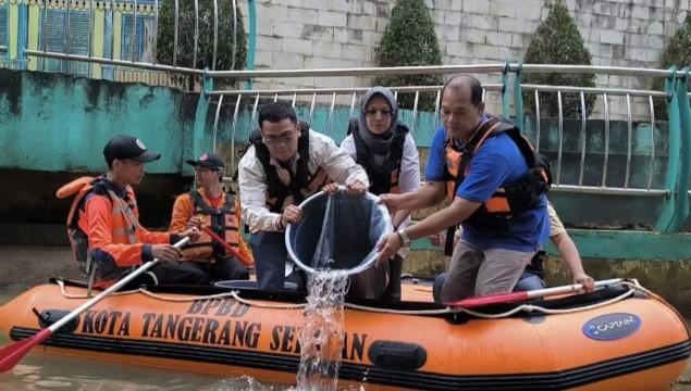 PT Biotek Saranatama Lakukan Pemulihan Sungai Jeletreng Usai Tercemar Pestisida, 5.000 Bibit Ikan Ditebar