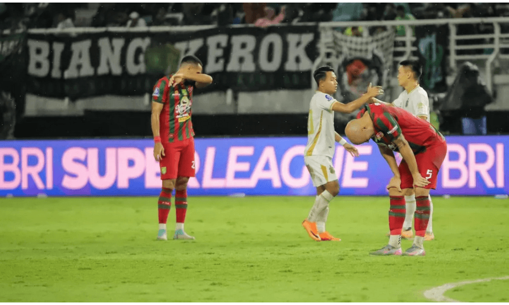 Bernardo Tavares Akui Persebaya Kurang Tenang saat Tumbang dari Bhayangkara