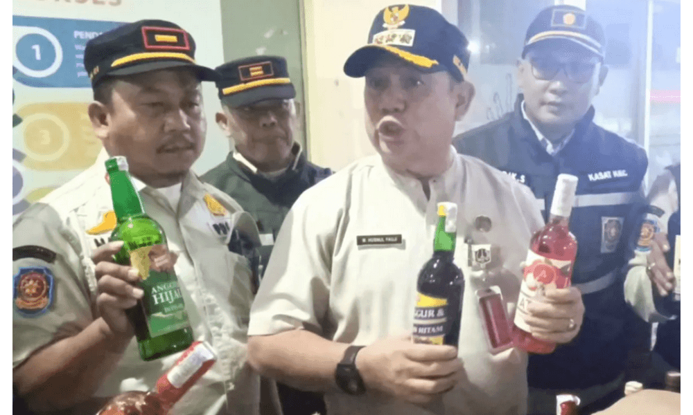 Operasi Pekat Jaya di Matraman Sita 52 Botol Miras Ilegal Jelang Ramadhan 2026