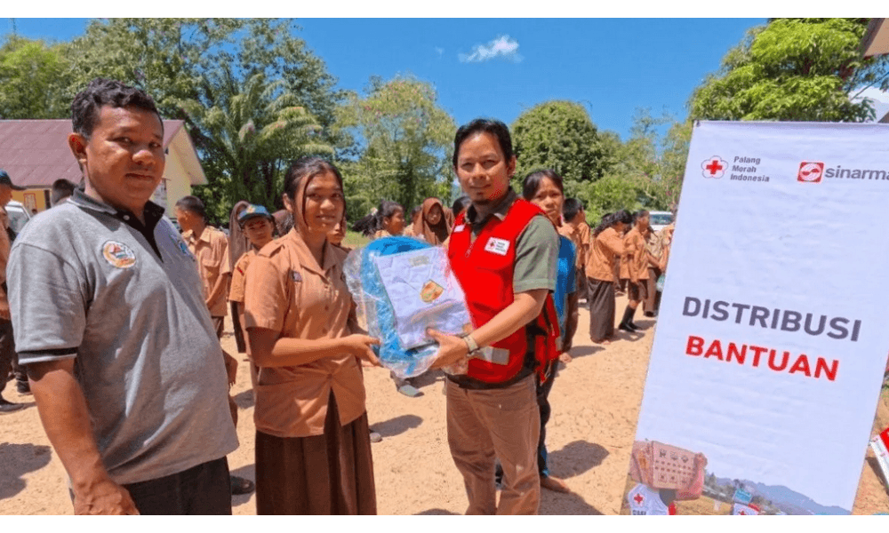PMI Sumut Salurkan Bantuan Pendidikan untuk Siswa Terdampak Banjir di Tapanuli Tengah