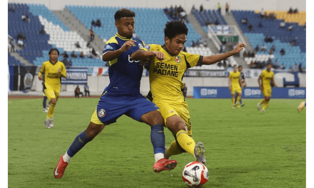 Arema FC Bungkam Semen Padang 3-0 di Kanjuruhan Lewat Brace Joel Vinicius