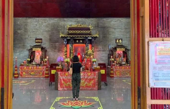 Polres Metro Jaksel Kerahkan Personel Amankan Dua Vihara Saat Perayaan Imlek