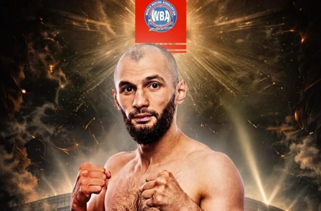 Elnur Samedov Hentikan John Lenon Gutierrez di Ronde ke-11 dan Rebut Gelar Interim WBA Kelas Bulu Super