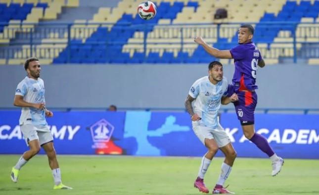 Marcos Reina Fokus Benahi Lini Belakang Persik Jelang Duel Kontra Bhayangkara FC di Stadion Brawijaya