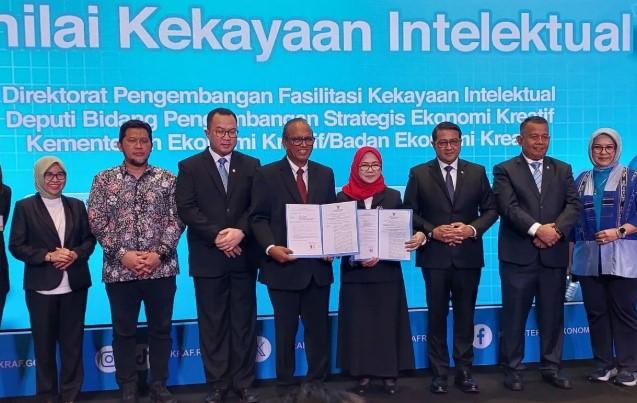 Menteri Ekonomi Kreatif Lantik 64 Penilai Kekayaan Intelektual untuk Perluas Akses Pembiayaan Aset Kreatif