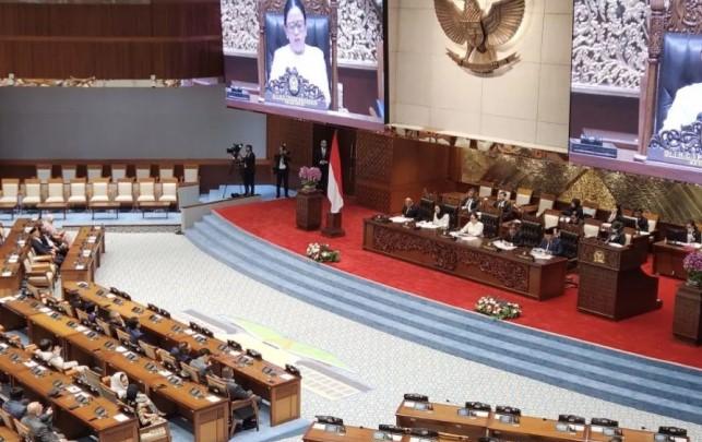 Rapat Paripurna DPR RI Setujui Hibah Kapal Patroli 18M dari Jepang untuk TNI AL