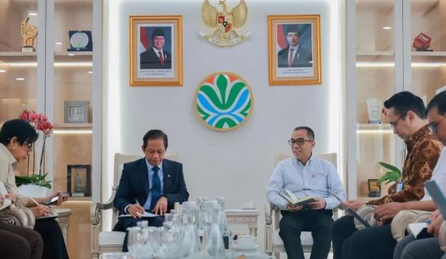 Mendiktisaintek Brian Yuliarto Tegaskan Kampus Siap Bantu Pemerintah Atasi Sampah Nasional