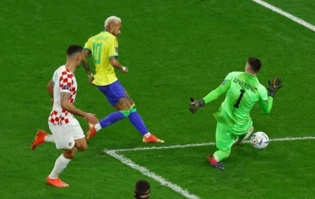 Neymar Pertimbangkan Pensiun Akhir Tahun Meski Masih Bidik Piala Dunia Bersama Brasil