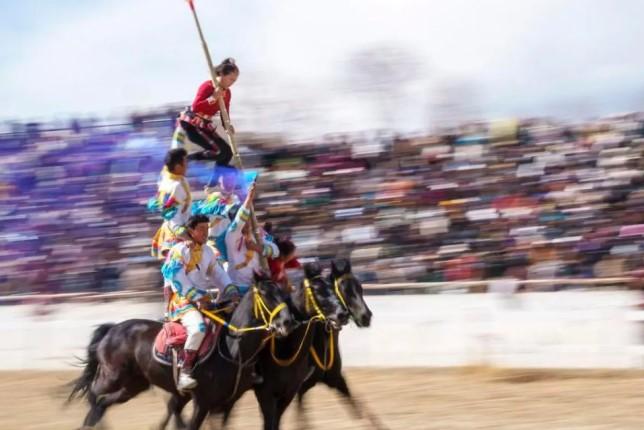 Atraksi Berkuda Meriahkan Losar di Lhasa, Tradisi Gutu Buka Tahun Baru Tibet