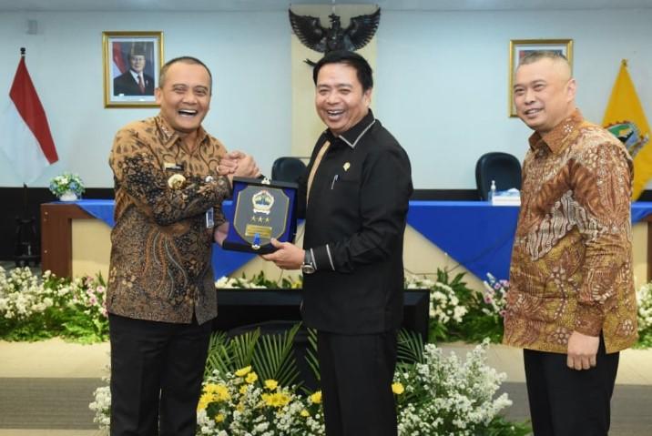 Ketua Komisi V DPR Dorong Jalan Tol Mulus dan Penertiban ODOL Jelang Mudik Lebaran 2026