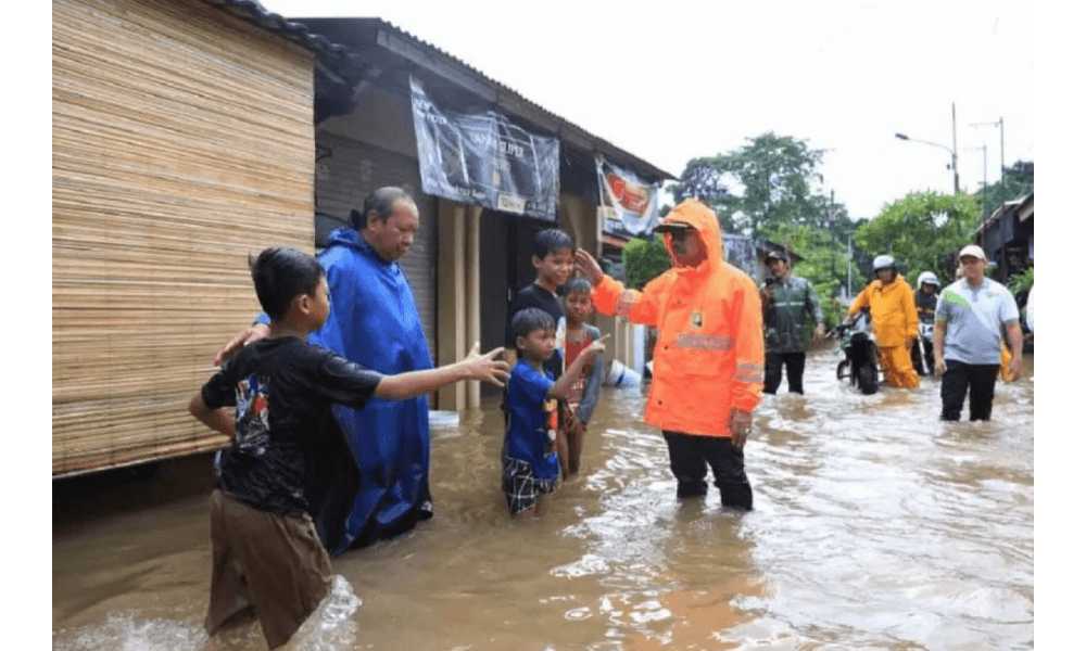 Pemkot Tangerang Tetapkan Status Awas, Warga Diminta Pantau Ketinggian Sungai