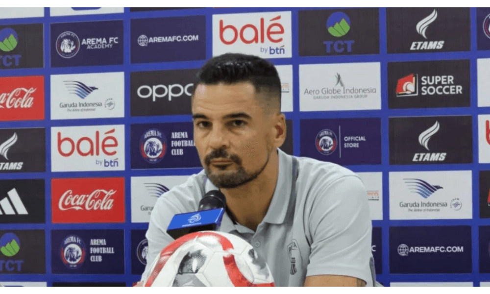 Carlos Pena Tegaskan Persita Siap Tampil Maksimal Hadapi Persib Bandung di GBLA