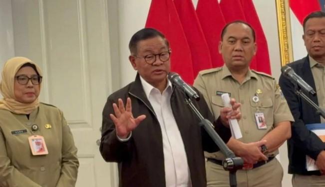 Gubernur Pramono Melarang Pembangunan Lapangan Padel Baru di Tengah Permukiman Warga