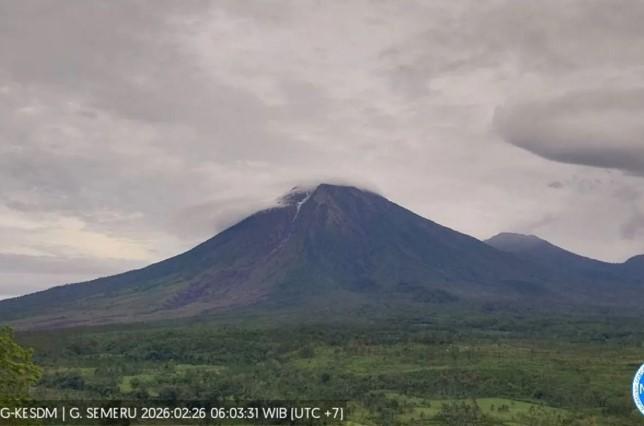 Getaran Banjir Lahar Gunung Semeru Tercatat Hampir Empat Jam akibat Hujan Deras