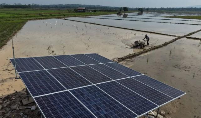 AS Kenakan Tarif Ratusan Persen terhadap Panel Surya RI, India, dan Laos