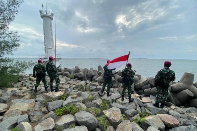 Marinir TNI AL Patroli di Pulau Nipa, Awasi Jalur Perbatasan RI-Singapura yang Tersibuk di Dunia