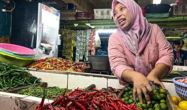 Harga Bawang Merah Rp44.750 per Kg dan Cabai Rawit Rp75.550 per Kg pada Jumat Pagi