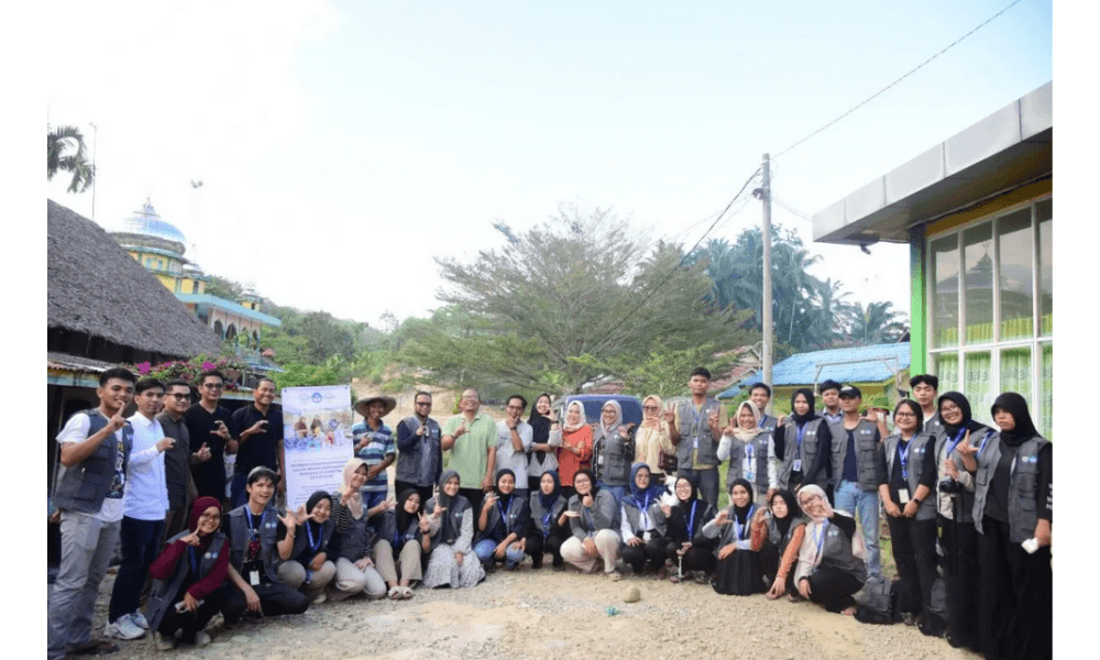50 Mahasiswa Unimed Diterjunkan Bantu Pemulihan Pascabencana di Langkat