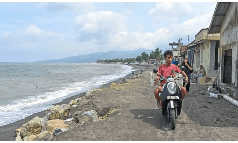 BMKG Keluarkan Peringatan Dini Banjir Rob di Pesisir Lombok dan Sumbawa hingga 4 Maret 2026