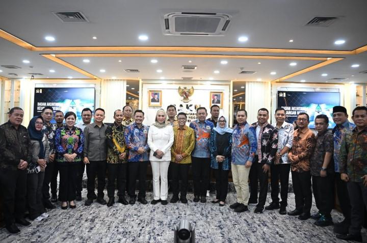 Sari Yuliati Apresiasi Perjuangan ADKASI dalam Evaluasi Kebijakan Transfer Keuangan Daerah