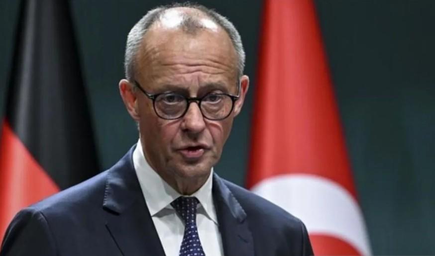 Trump Janjikan Pasukan Amerika Serikat Tetap Bertahan di Jerman, Kanselir Friedrich Merz Sebut Kabar Baik bagi Berlin