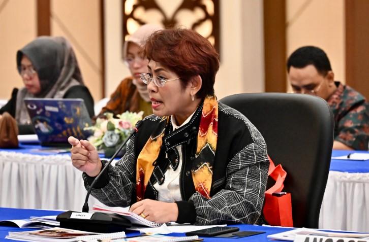 Mercy Barends Minta Penegakan Hukum Tegas terhadap Pelanggaran Reklamasi Tambang di Kalimantan Selatan