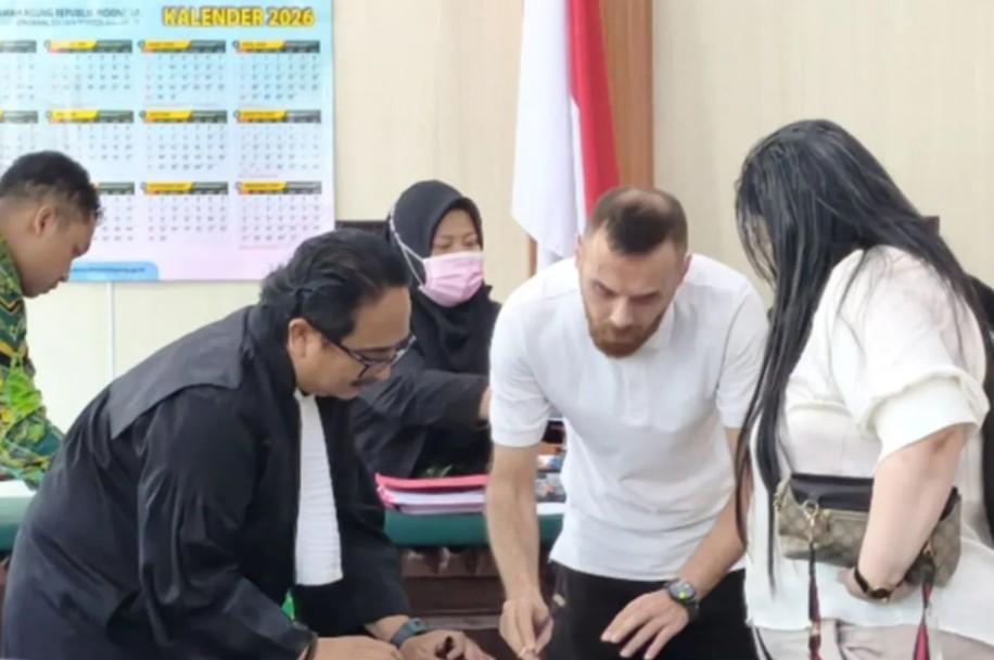 Warga Palestina Divonis 2,5 Tahun Penjara karena Simpan Ganja, Sabu, dan Ekstasi di Kos di Bali