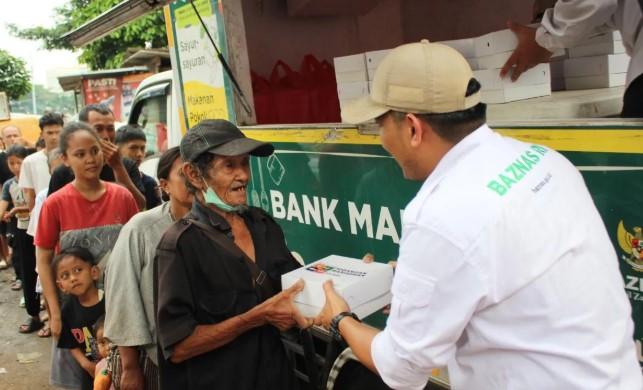 Baznas Salurkan 55.150 Paket Makanan Berbuka Puasa bagi Mustahik di Jabodetabek dan Sumatera