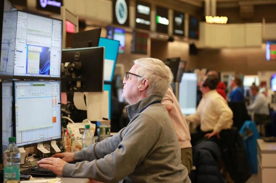 Harga Bensin di Amerika Serikat Melonjak ke 3,25 Dolar AS per Galon, Dipicu Lonjakan Harga Minyak dan Ketegangan Timur Tengah