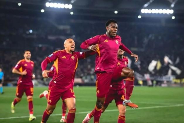 Derbi Della Madonnina Warnai Liga Italia Pekan ke-28 Saat AC Milan Tantang Inter Milan