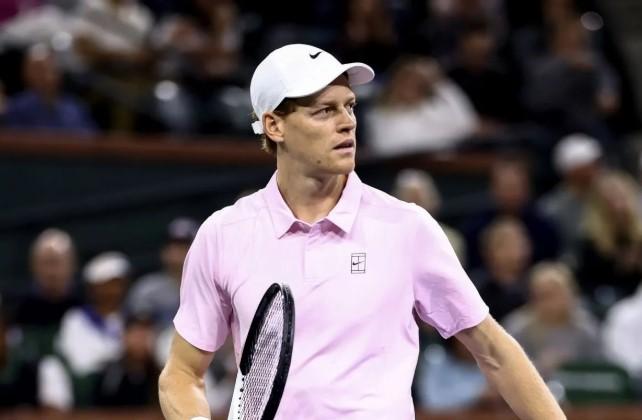 Jannik Sinner Tampil Dominan di Indian Wells dengan Menang Telak atas Dalibor Svrcina