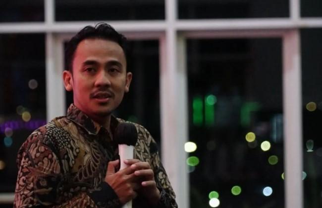 Pakar UMSurabaya Dorong Pemerintah Atur Algoritma Platform Digital demi Lindungi Anak