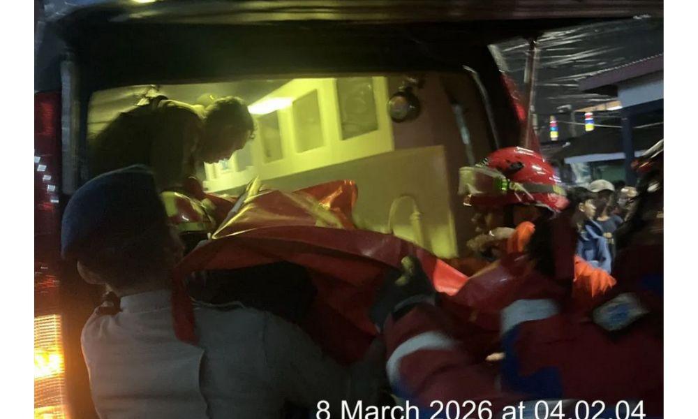 Pengendara Motor Tewas Tertimpa Pohon Tumbang di Lenteng Agung Saat Hujan Lebat