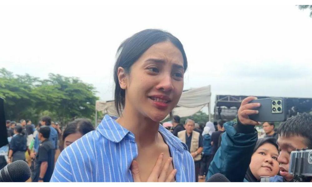 Anya Geraldine Ungkap Pengalaman Haru di Pesawat Saat Waktu Wafatnya Vidi Aldiano