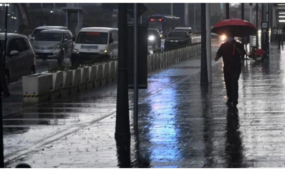 BMKG Prakirakan Hujan Ringan hingga Petir Guyur Jakarta Sepanjang Minggu