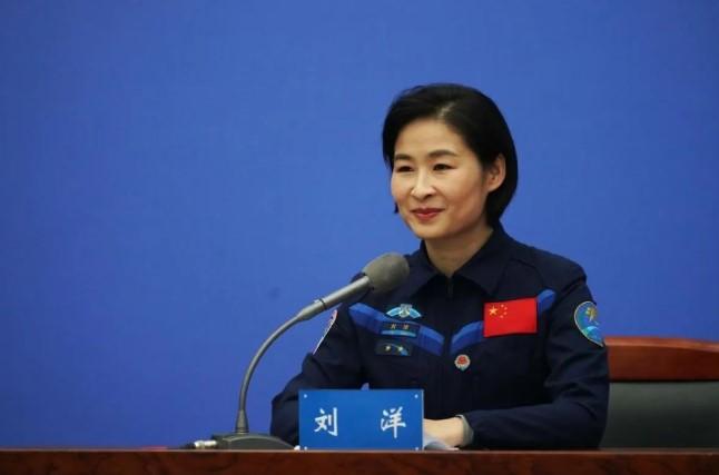 Astronaut Wanita Pertama China Liu Yang Sampaikan Pesan Inspiratif untuk Perempuan Dunia pada Hari Perempuan Internasional