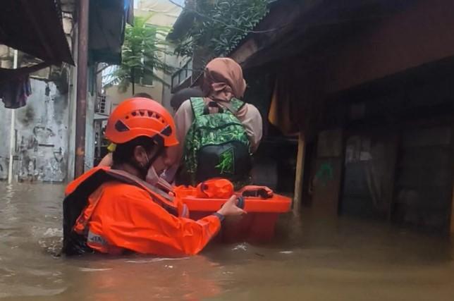 BPBD DKI Catat 16 RT dan Dua Ruas Jalan Masih Tergenang, Banjir Berangsur Surut