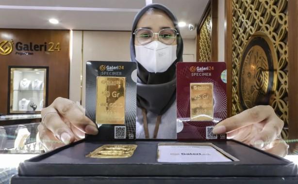 Harga Emas Antam Turun Rp55.000 Menjadi Rp3.004.000 per Gram pada Perdagangan Senin