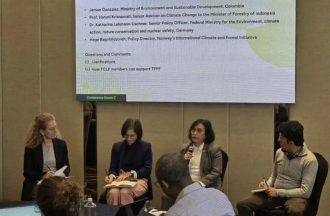 Indonesia Dorong Aksi Nyata Pengelolaan Hutan Global dalam Forum Forest & Climate Leaders’ Partnership di Nairobi