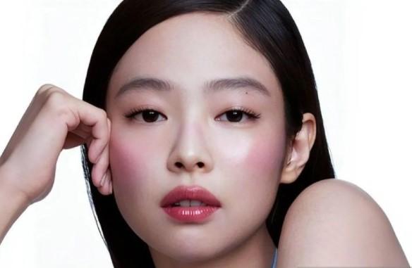 Agensi Jennie BLACKPINK Ancam Tindakan Hukum atas Penyebaran Fitnah dan Pelanggaran Privasi di Media Sosial
