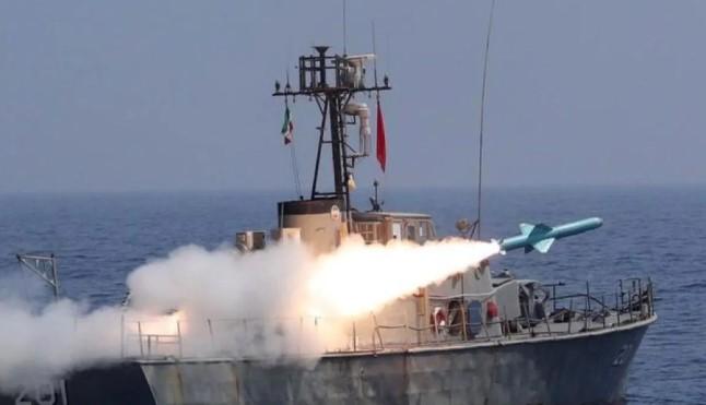 Trump Klaim AS Hancurkan 10 Kapal Iran Penebar Ranjau di Selat Hormuz