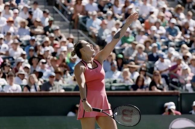 Aryna Sabalenka Singkirkan Naomi Osaka di Indian Wells dan Melaju ke Perempat Final